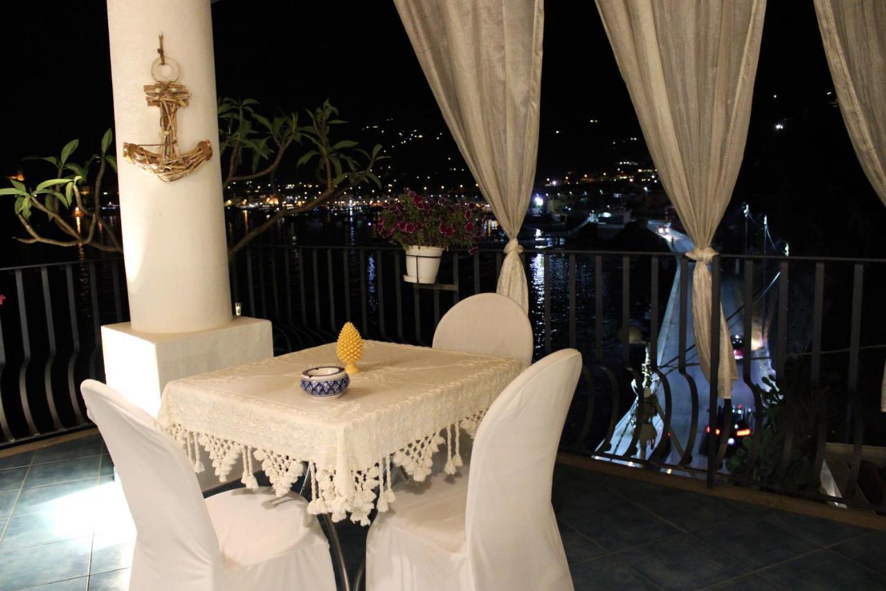 B&B Alta Marea Lipari Exterior foto